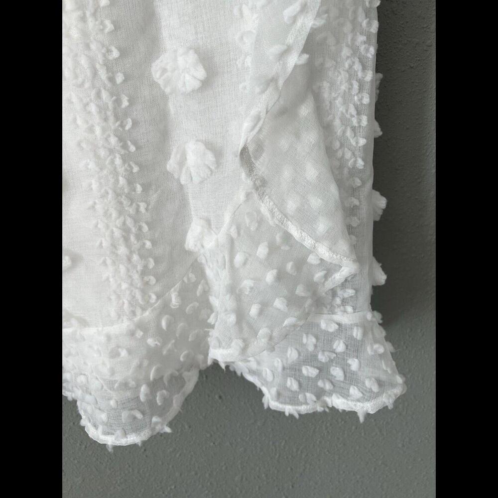 SHE + SKY White Jacquard Swiss Dot Wrap Dress NWT Size M - Picture 4 of 11